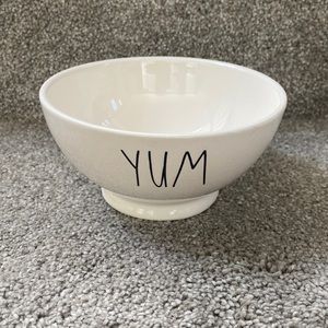 Rae Dunn YUM Bowl